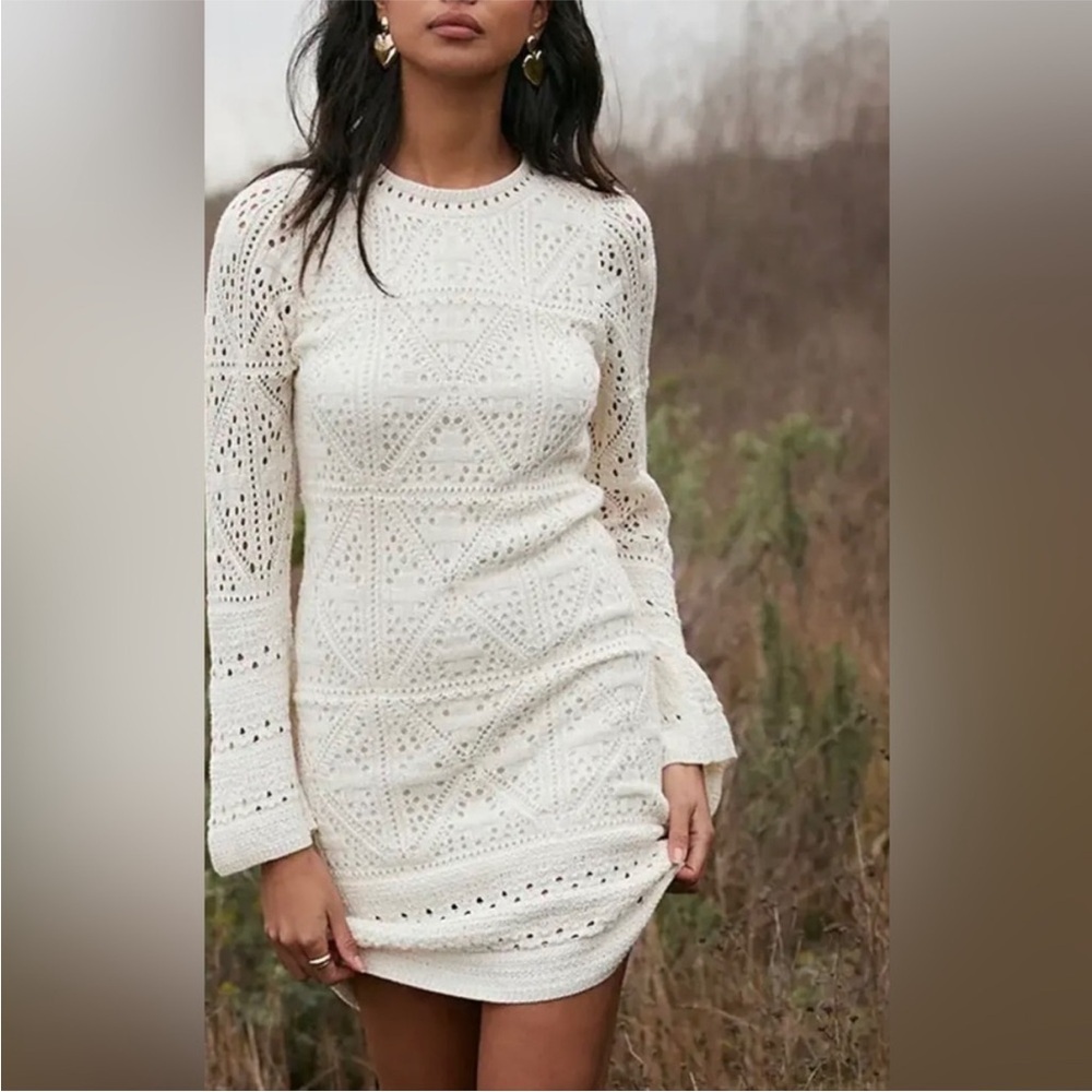 Saltwater LUXE Cream Long Sleeve Dress size small